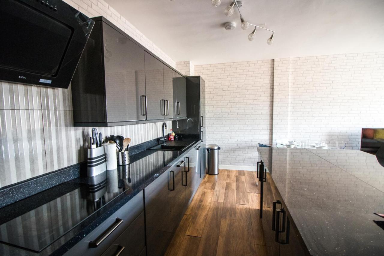 Manhattan Heights Apartamento Maidstone Exterior foto